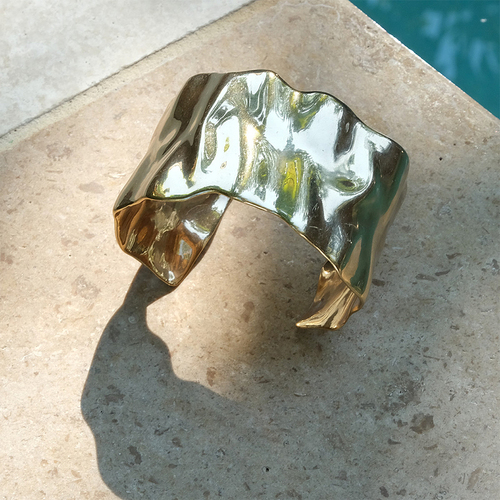 A&C Oslo Sculptured Cuff Bracelet Gold